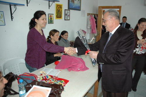 Başkan Ünlü Kadınların Gününü Kutladı