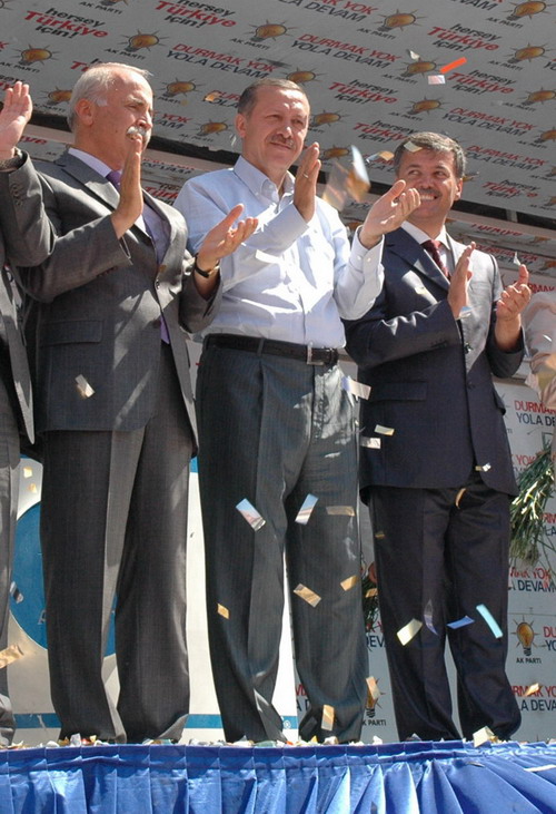 Ali Boğa dengeleri bozdu