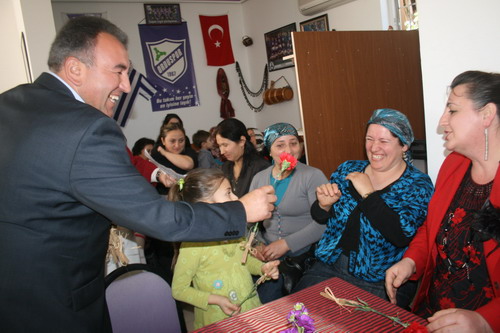 Ordulu kadınlar günlerini eğlenceli kutladı