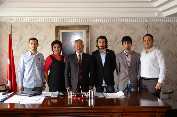 Acarı Ziyaret Etti