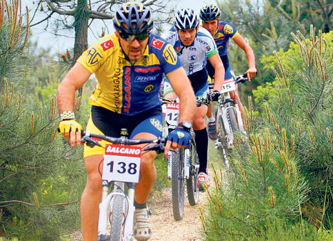 Salcano'dan Sporculara Destek