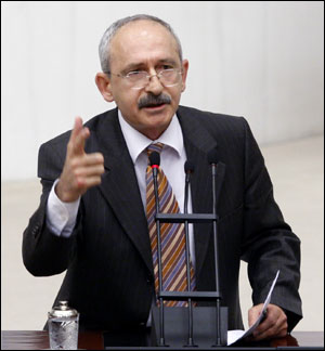 CHP YEMİN ETTİ