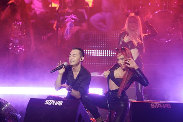 Antik Tiyatro'da Sardar Ortaç Coşkusu