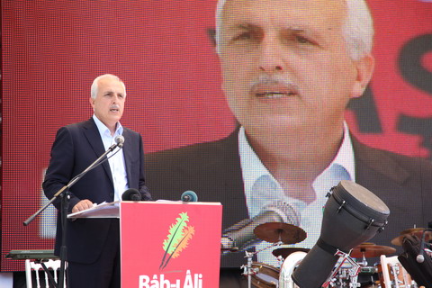 ''yazıyor yazıyor''