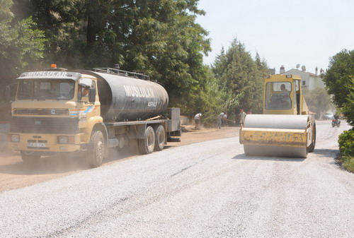 Armutalan'da Asfaltlanmamış Yol Kalmadı