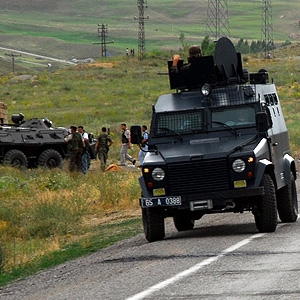 Şemdinli'de Pusu: 3 Şehit, 2 Yaralı