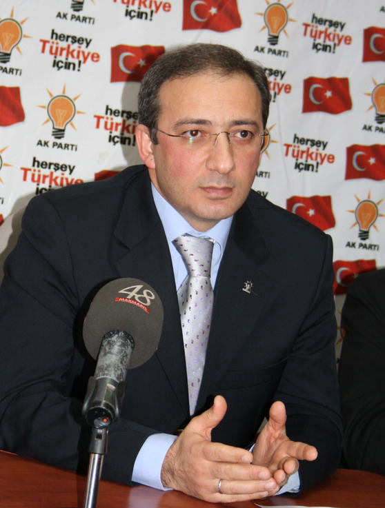 METE: Siyasi Şov