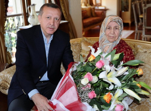 Başbakan'ın Gözlerinin Dolduğu An
