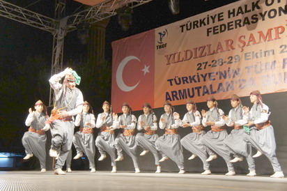 Şampiyonası Armutalanda Gerçekleşti