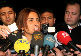 Öcalan Kandil'i Avukatlarla Yönetiyor