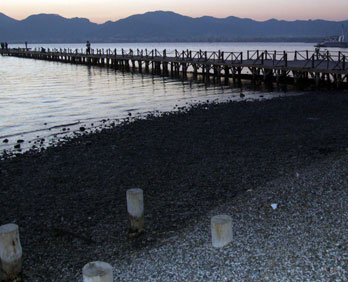 Marmaris'te korkutan deniz çekilmesi