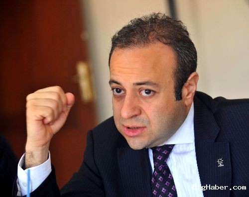 ''Düşüncesi, fikri olan medenice paylaşır”