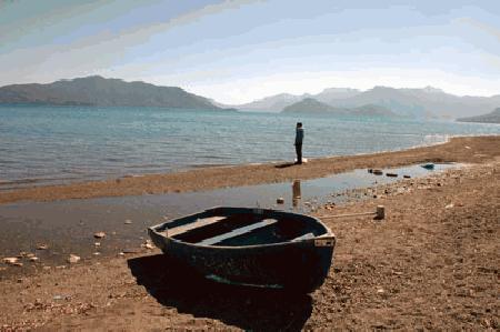 Beyaz :Deniz 40 Metre Çekilebilir