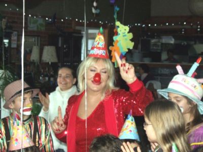 Emel Sayın Palyaço Oldu