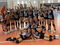 Marmaris Belediyesi Gençlik Spor İzmir Alfa Voleybol takımını 3-1 mağlup etti