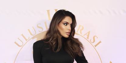 HAYELLERİ KATLEDİLEN KADINLAR İÇİN ÖDÜL ALDI