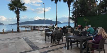 UZUNYALI HALK PLAJ KAFE KIŞ AYLARININ DA VAZGEÇİLMEZİ