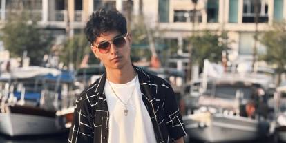 Genç Yazardan İlk Kitap: Bahri Efe Yıldız’ın “Sırları Toprağa Gömmek” Adlı Eseri Okurla Buluştu