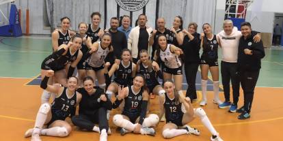 Marmaris Bld. Spor FK Kadın Voleybol Takımı Play-Off’a Galibiyetle Yükseldi