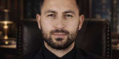 Hamit Öztürk: “İsimsiz Yüzleri Yıldız Yapmak Benim İşim”