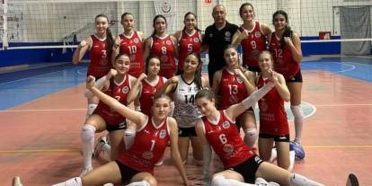 Marmaris Belediyesi FK U16 Voleybol Takımı Namağlup Final Grubunda