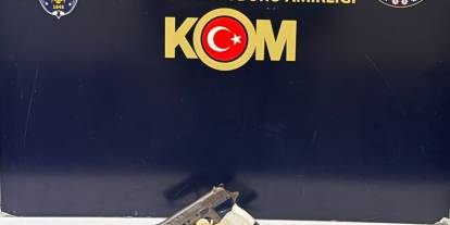 Marmaris’te Silah Operasyonu: Ruhsatsız Tabanca Ele Geçirildi, 1 Kişi Tutuklandı
