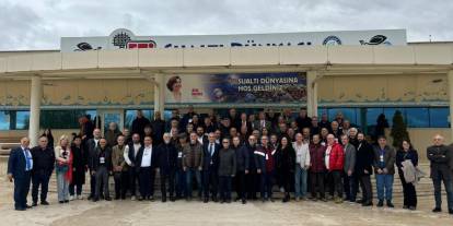 DÜNYA ÇOCUKLARI MARMARİS’TE BARIŞ İÇİN BULUŞTU