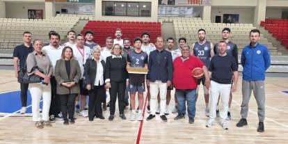 Play-Off Öncesi Marmaris Belediyespor’a Moral Ziyareti