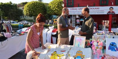EL EMEĞİ GÖZ NURU ÇANTALAR SİRAÇ İÇİN SATIŞTA