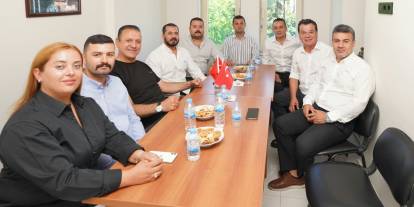 İdris Akgül’den Siyasi Parti İlçe Başkanlarına Ziyaret