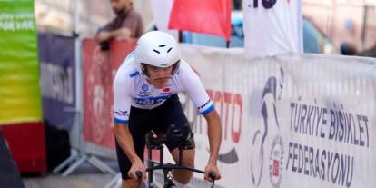 Büyükşehir’in Şampiyon Pedalı Milli Formayla Avrupa’da
