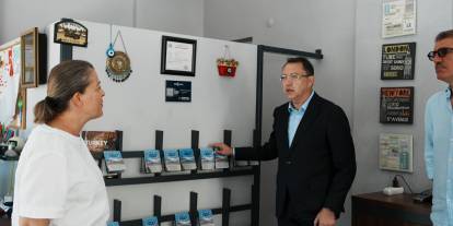 MUTLU AYHAN SARIANA’DA ÜYELERLE BULUŞTU
