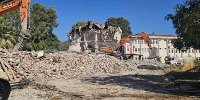 Marmaris’te Halıcı Ahmet Urkay Anadolu Lisesi’nde Yıkım Başladı