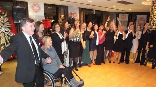 1621799_10152217225321912_1386959695_n.jpg 1621799_10152217225321912_1386959695_n.jpg