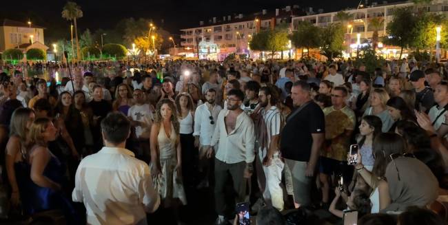 marmaris-flash-mob-gosteri-4.jpg