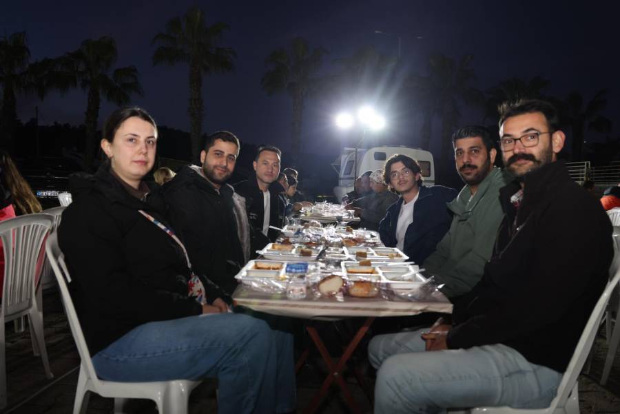 karaca-mahallesi-iftar-10.jpeg