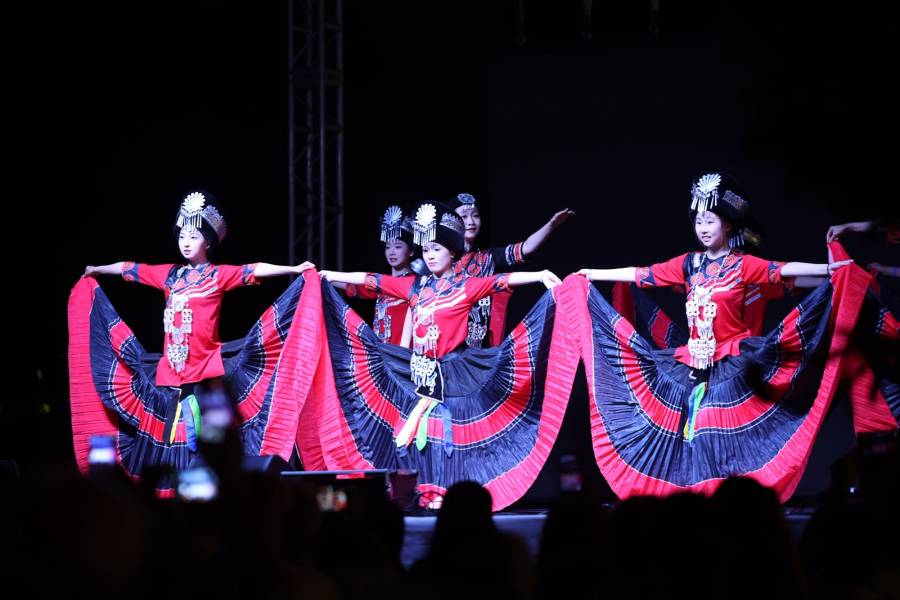 cin-pekin-universitesi-konser-5.jpeg