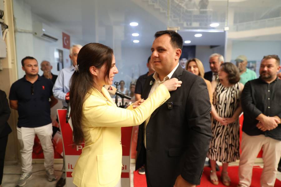 dalaman-belediye-baskani-sezer-durmus-yeni-partiye-gecti-1.jpeg