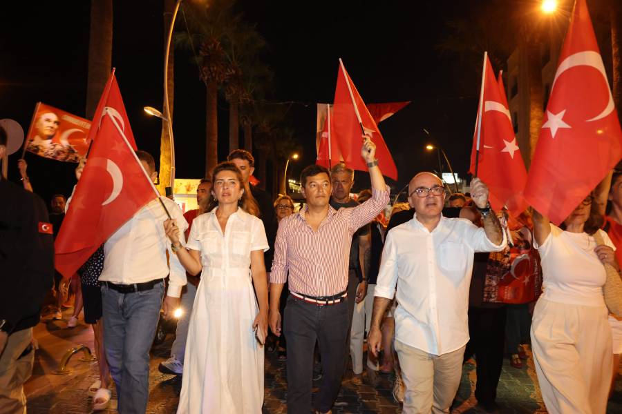 marmaris-30-agustos-4.jpg