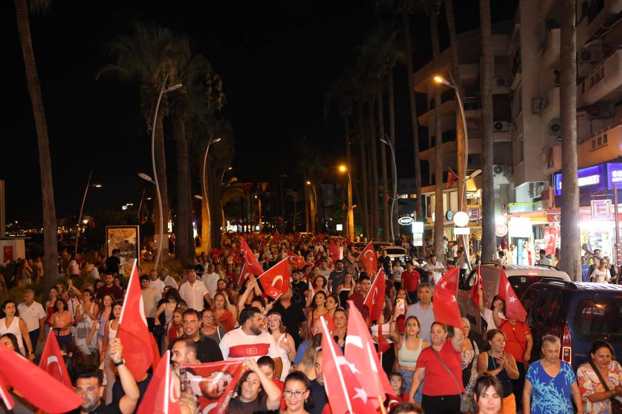 marmaris-30-agustos-6.jpg