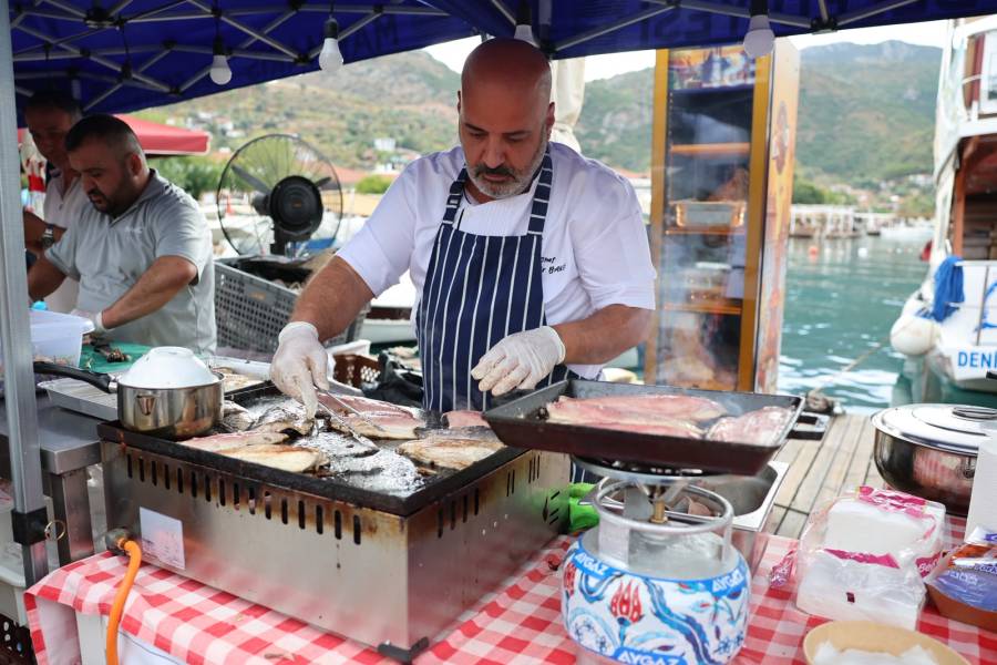 deniz-urunleri-festivali-ikinci-gun-22.jpeg