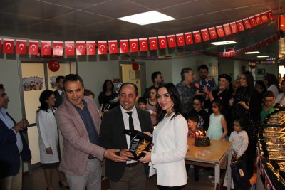 img_4564-001.jpg img_4564-001.jpg